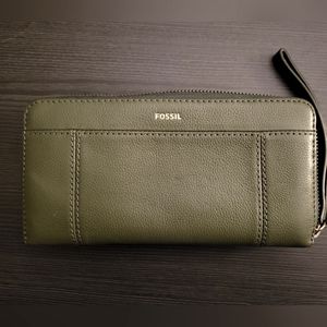 Fossil Jori Zip Clutch